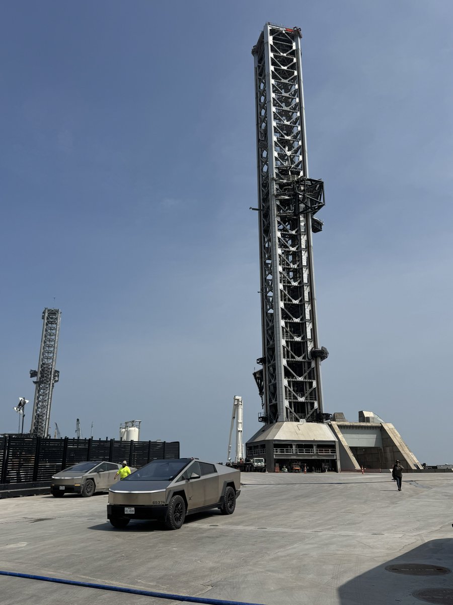 Aaron Eichinger tweet media