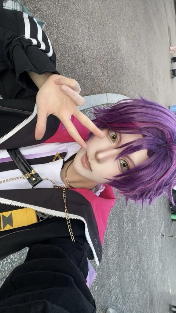 あかり tweet media