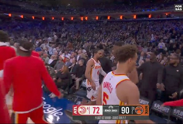 NYK_Mentality85's tweet image. Blowout Alert:

Let's have a strong first 3-4 minutes of the 4th Quarter and then unload the clip with...

C: Ariel Hukporti 
PF: Jeremy Sochan.
SF: Mohamed Diawara.
SG: Pacôme Dadiet.
PG: Tyler Kolek.

(Hawks are cooked).

Let's get our #KIDS some Postseason/Playoffs experience.
