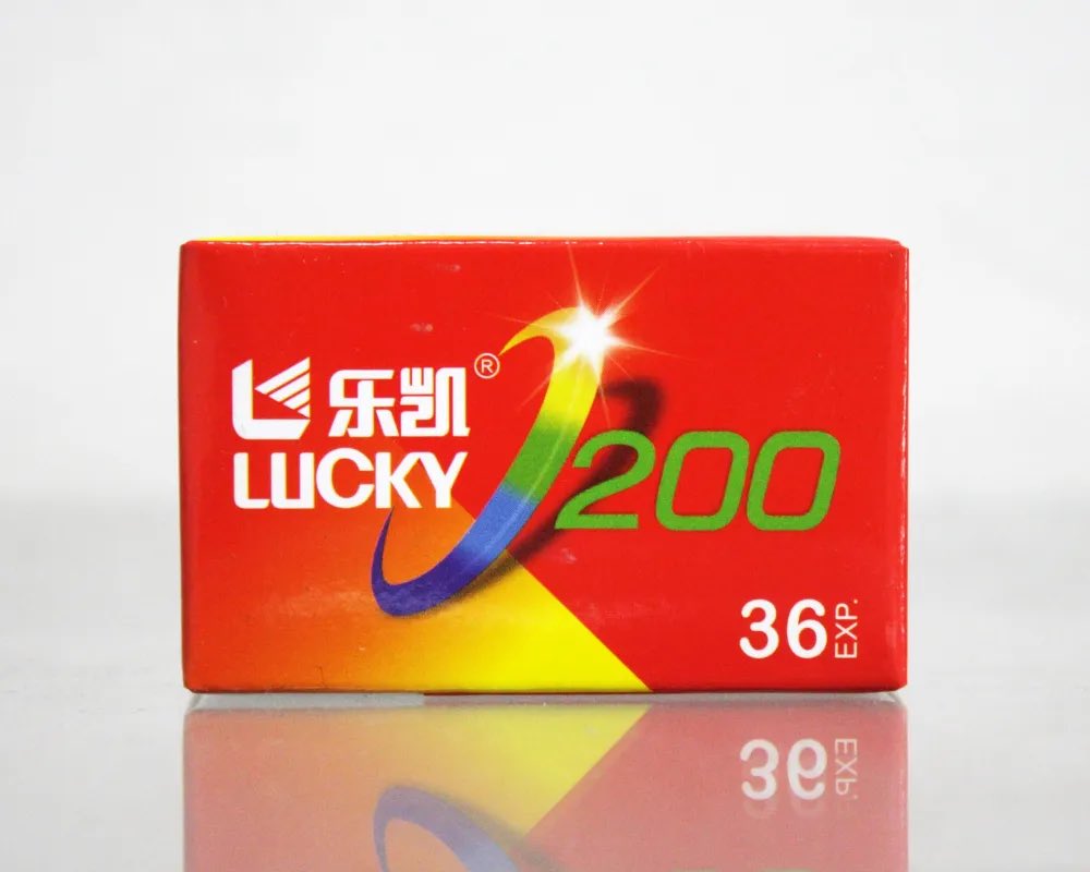 photoyoshioka's tweet image. #LuckyColor200 35mm カラーネガフィルム 36枚撮り photoyoshioka.shop-pro.jp/?pid=191539574

アナログ感を楽しめるカラーネガフィルム Lucky Color 200は、中国の老舗フィルムメーカーが製造する、35mmカラーネガフィルムです。
#ラッキーカラー
#new
#カラーネガフィルム
#門真市写真屋