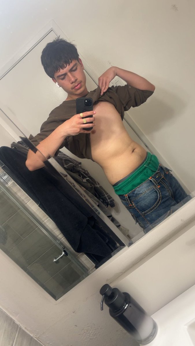 Jxgaeuw's tweet image. #ie #la #riverside #mexican #salvadorian #nfsw #nsfwtwtًً