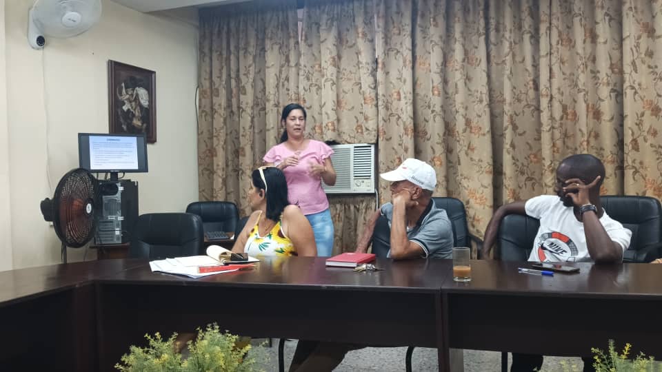FMJulioTrigo's tweet photo. #CubaVencerá #CubaEstáFirme Se presentan por la Vicedecana de servicios de la Facultad de Ciencias Médicas Julio Trigo Lòpez ,los avances en las obras constructivas. https://t.co/Demq32EGa7