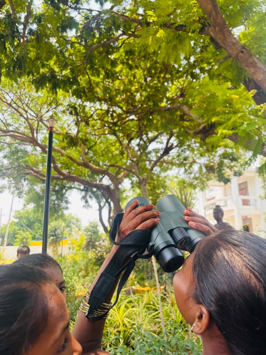 readingkafka's tweet image. Learning to care about birds and nature. 

A partnership with Nature Conservation Foundation @ncfindia for nature education in Karnataka’s rural public libraries. 

#summerinlibraries 🌷🌿📚🕊️