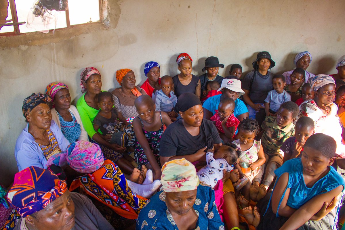 HFI1995's tweet image. HF supports rural communities in central #Eswatini with access to safe drinking #water and #food rations