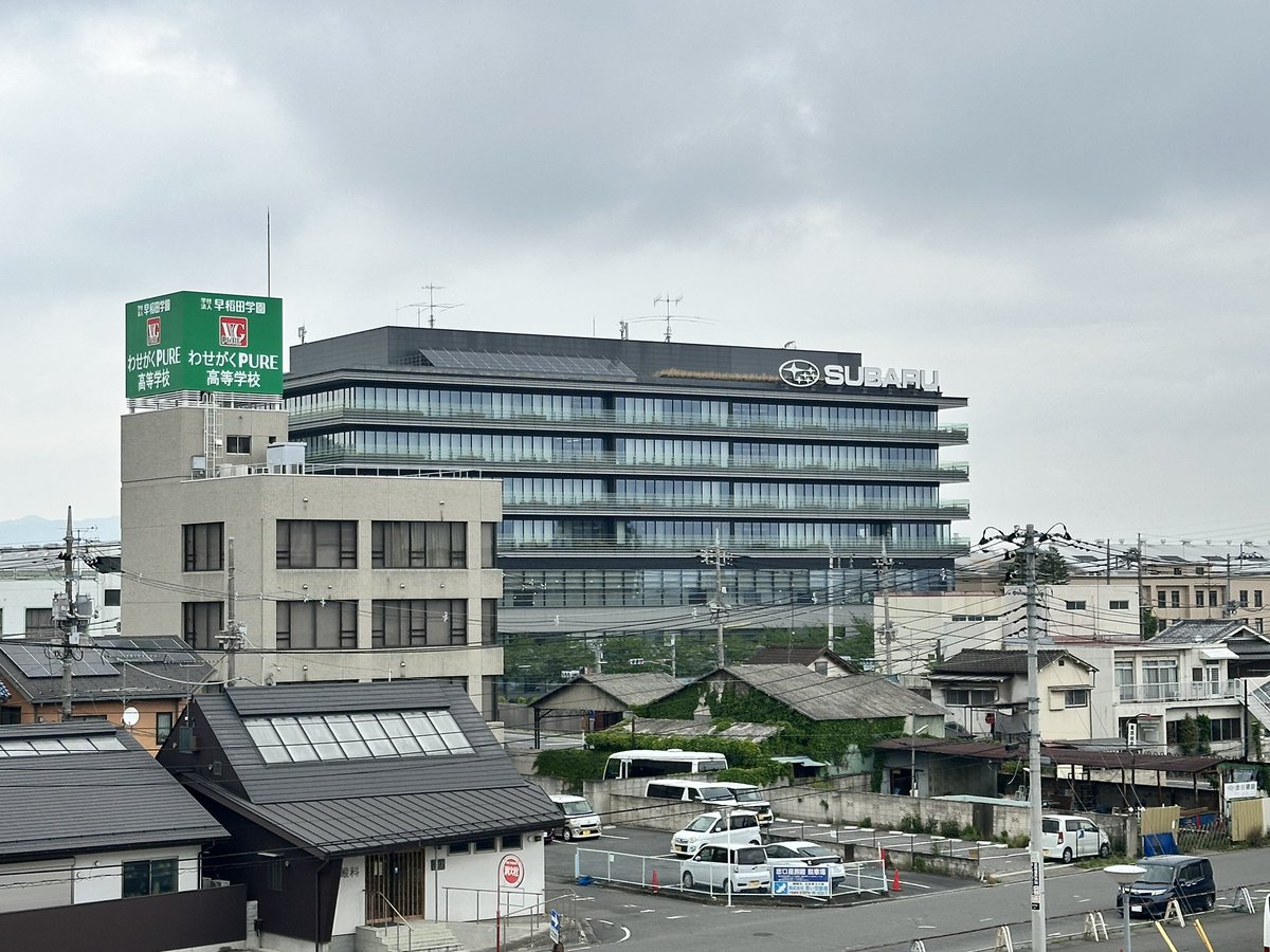太田はスバルの町
太田市観光案内所の売店にスバルグッズが並んでいてさすがと思った
