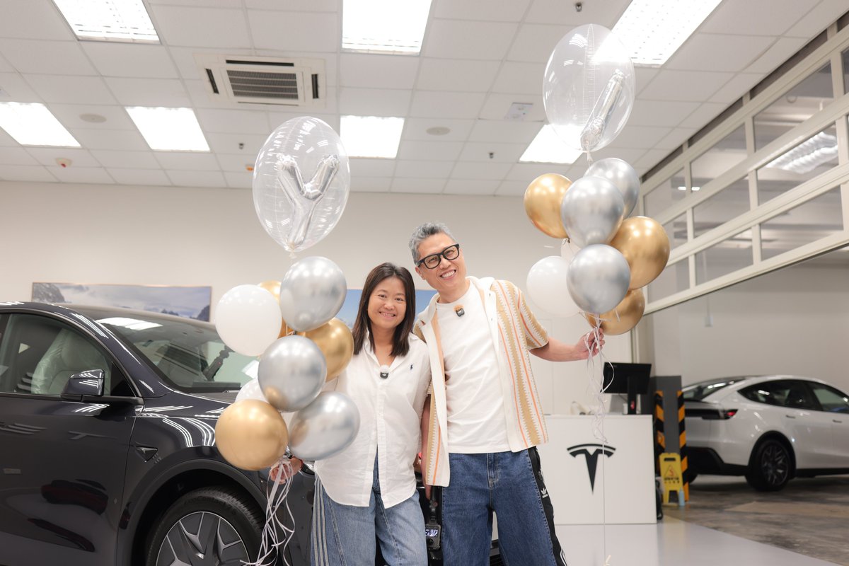 teslahongkong's tweet photo. 全新 Model Y L 於香港開始交付 🎉
Delivery of New Model Y L Begins in Hong Kong https://t.co/FXsLhcPx2o