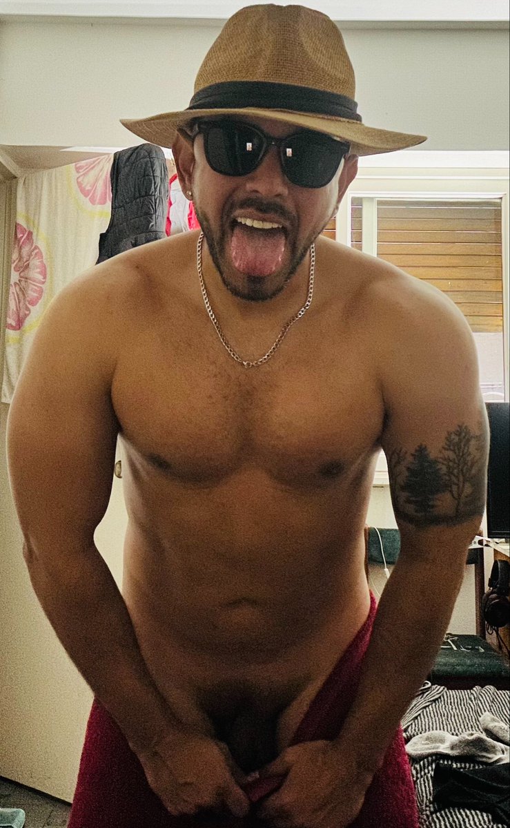 soygregor06's tweet image. En la casa vs casa en la calle #rt #chudai #single