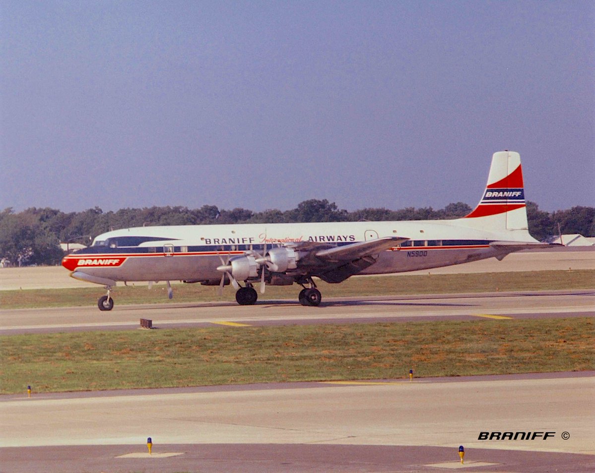Braniff International tweet media