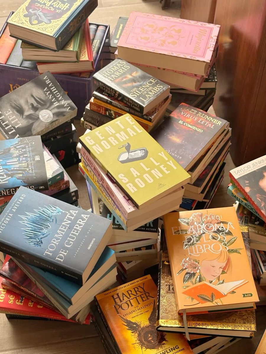 Paperback Princess tweet media