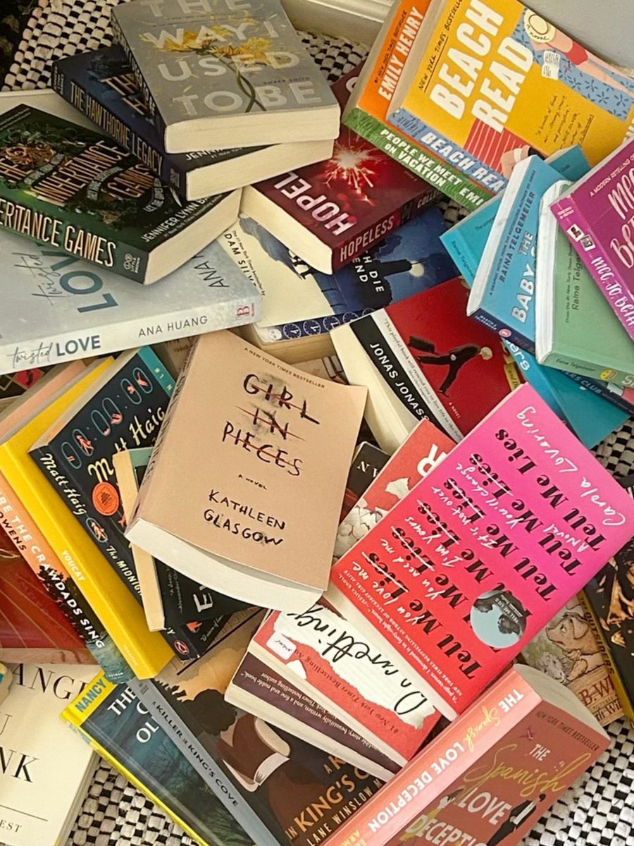 Paperback Princess tweet media
