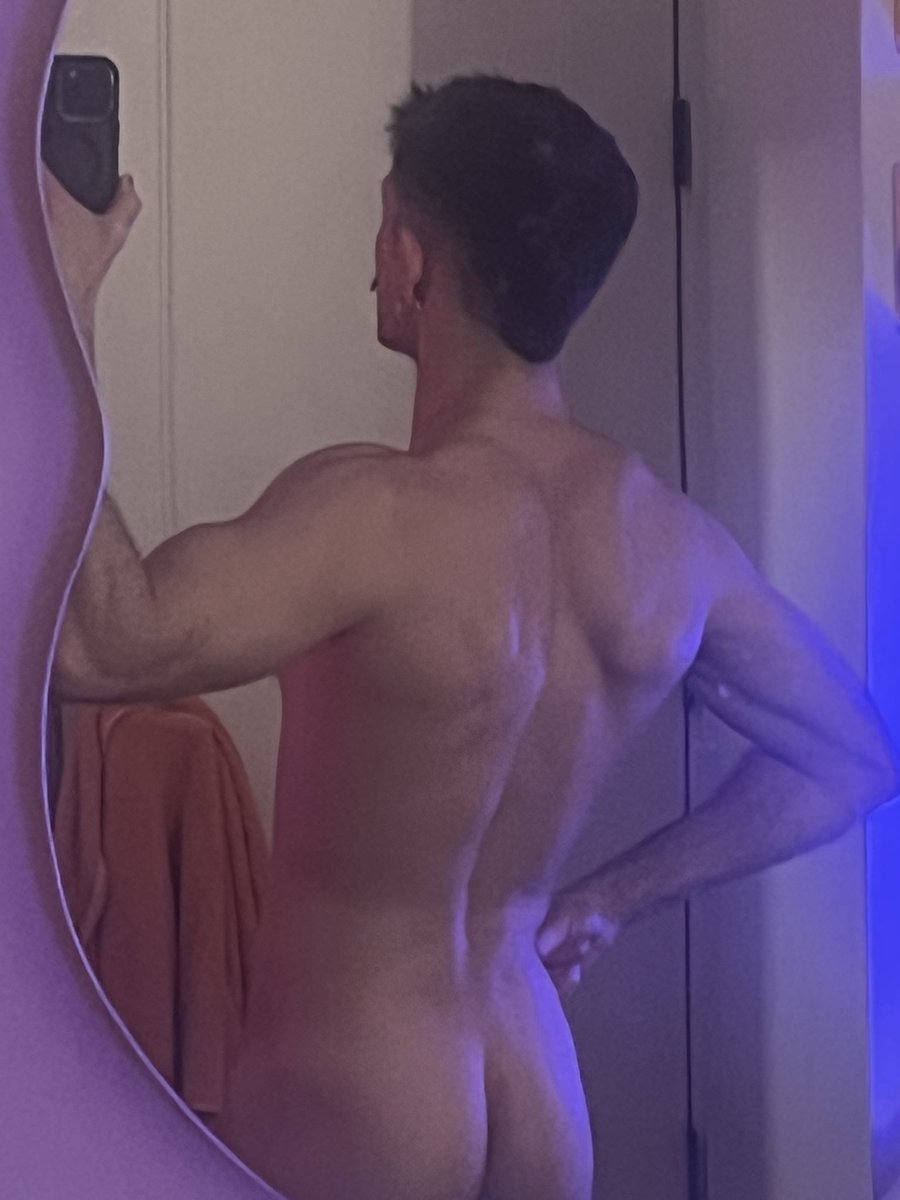 gayswithchains tweet media