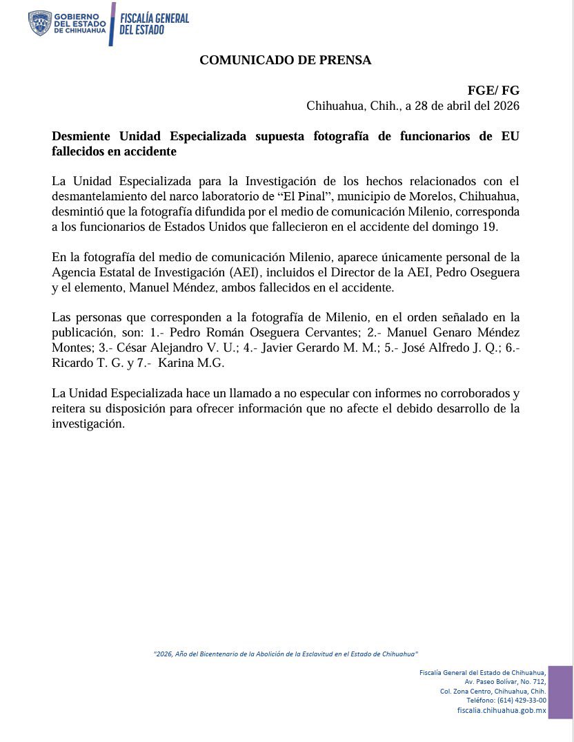 internatio56662's tweet image. Muestra @Milenio fotos de agentes de la #CIA 

Los agentes de la CIA que fallecieron en Chihuahua sí portaban armas de fuego y uniforme de la Fiscalía General del Estado (FGE), de acuerdo con una fotografía en poder de MILENIO, en la cual se les observa junto con personal