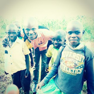 BrianKharis1's tweet photo. More of these children need support from well wishers in and outside to keep in school. Sovereignty Bill will stifle this and cause infringement on constitutional, economic, human rights and democratic governance. Say NO to the Bill &amp; bin it to entirety 
#RejectSovereigntyBill https://t.co/1pKJx1xqcL