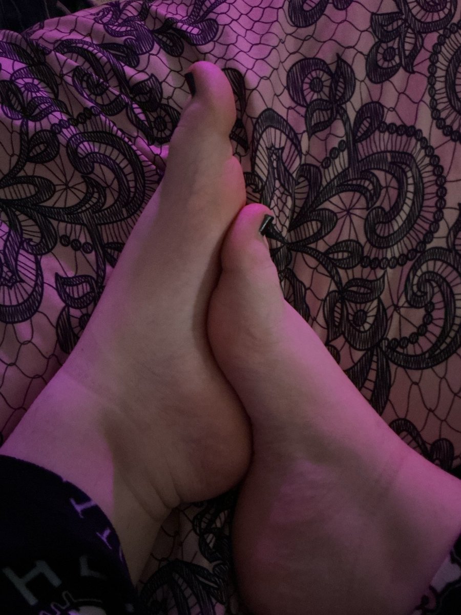 civiyy___'s tweet photo. come buy custom content, promise you won’t regret it😉😍
ONLY ACCEPT PAYMENTS IN CASHAPP/PAYPAL/APPLE PAY #feet #sellingcontent #buyingcontent https://t.co/hntrKayTyB