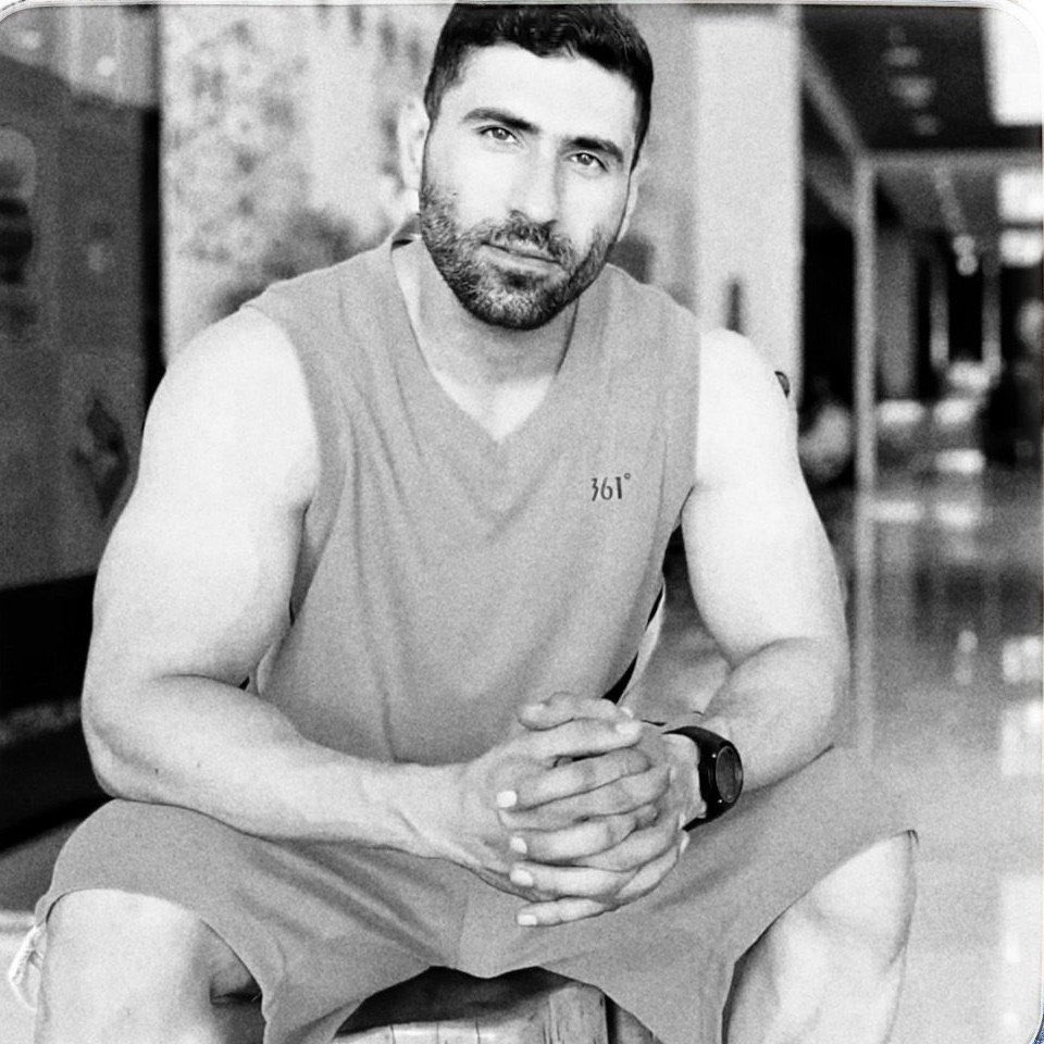 Moeshajgrnwood tweet media