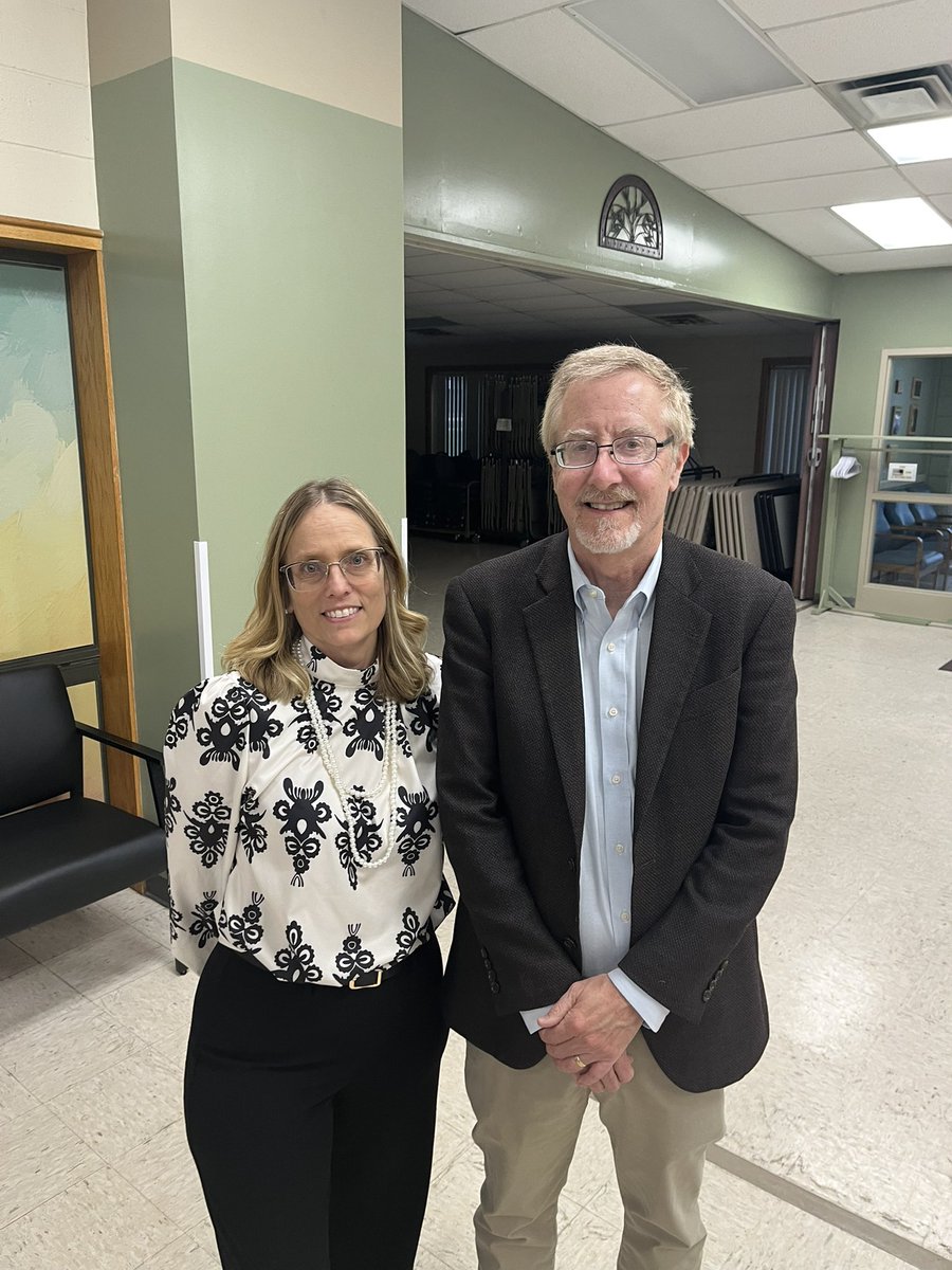 courtwright_w's tweet photo. Thank you to my friends in Crawford County for having me in to talk about the history of property taxes and how they are linked to public-school funding. I enjoyed this Community Conversation, as policymakers will soon be grappling with writing a new K-12 finance formula. #ksleg https://t.co/UiX33blNXW