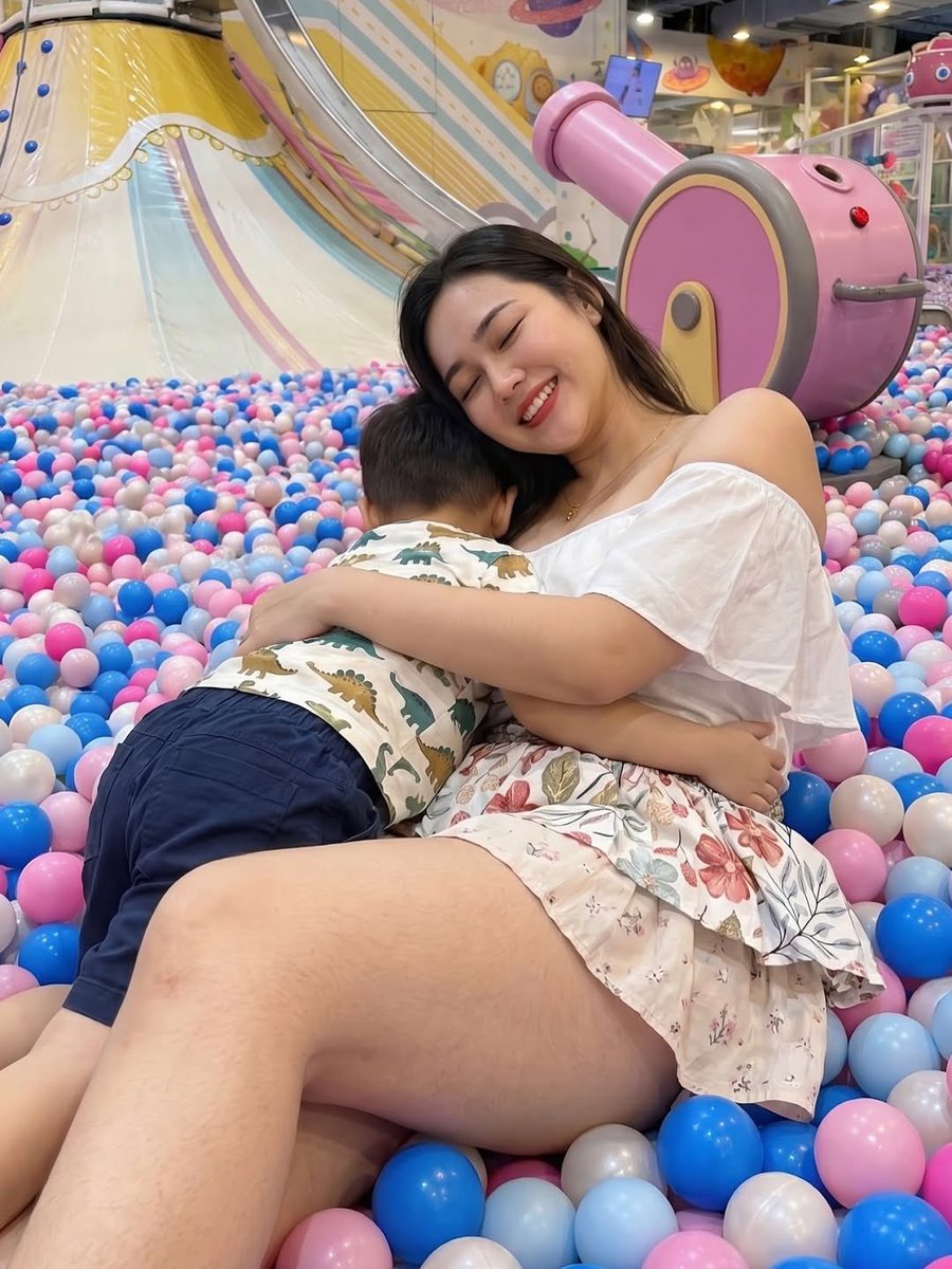 居家少妇 tweet media