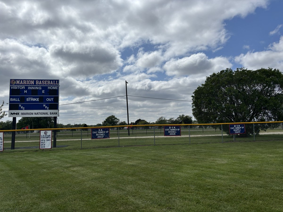derkfor3's tweet photo. Another new spot for me, as I worked Hillsboro at Marion tonight. ⚾️ Left with a nice bruise on the forearm, but had a great time anyway. 🤝

@KSHSAA https://t.co/ZCjXXDFjxb