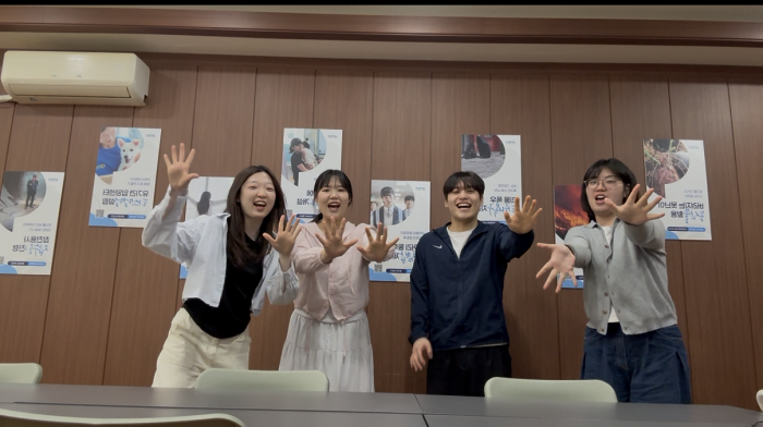 tryfair's tweet photo. 지옥철 출근부터 여행상품 기획까지?

제천 간디학교에서 온 19살 인턴, 공감만세에서 2달간 다양한 ‘처음’을 경험하고 있는데요. 

양평 토박이의 서울 첫 자취에, 기획자의 시선으로 여행을 바라본 경험까지!
병아리 인턴의 서울 생존기를 전해드립니다!😝

자세히 보기➡https://t.co/CEt4zdcfYy https://t.co/vcdU8urdAk