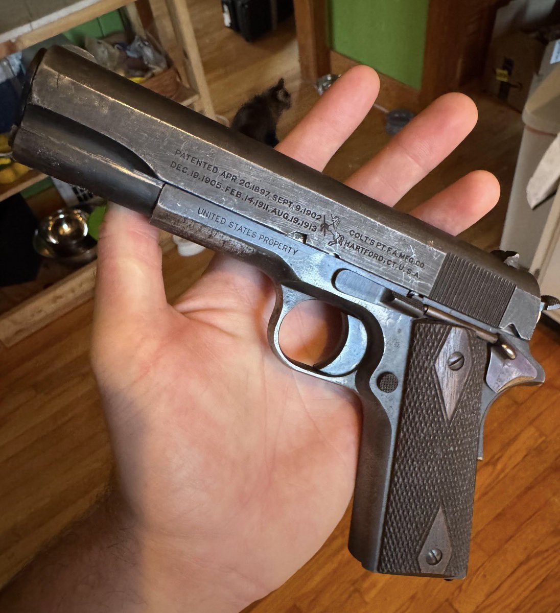 Weapons Daily tweet media