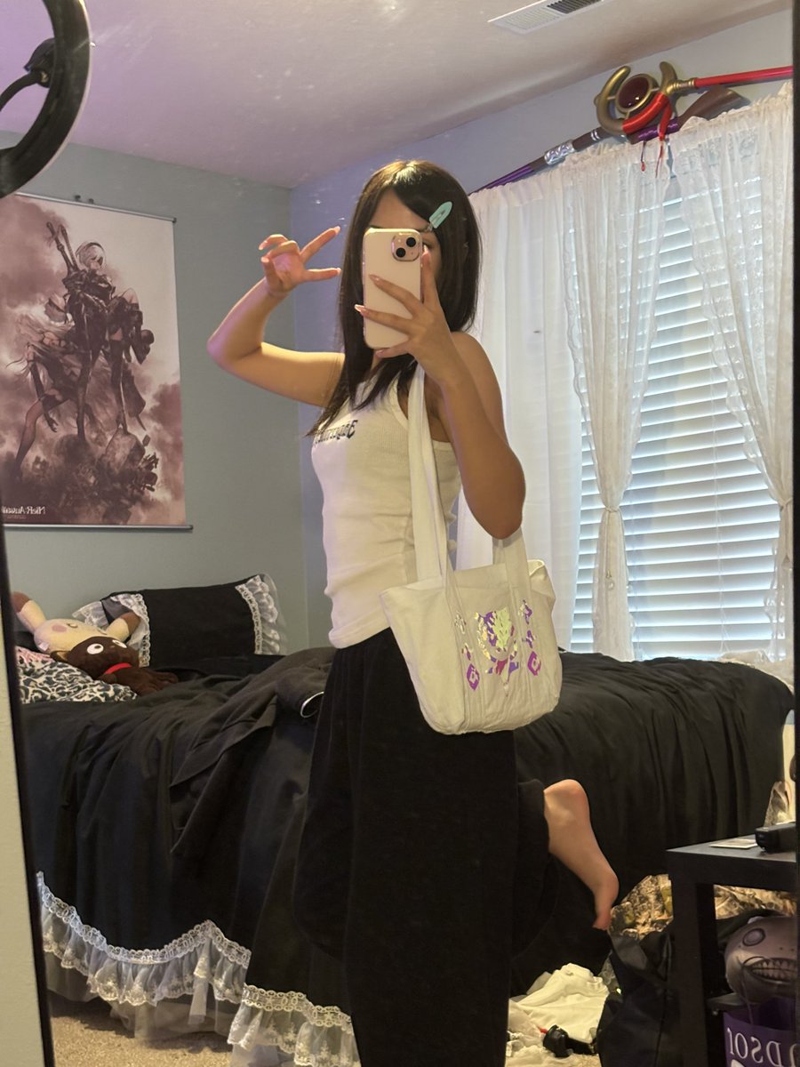 gurenhood's tweet image. EXAM #DONE with the power of star anis by my side 💛 WOO !! now i need a sweet treat