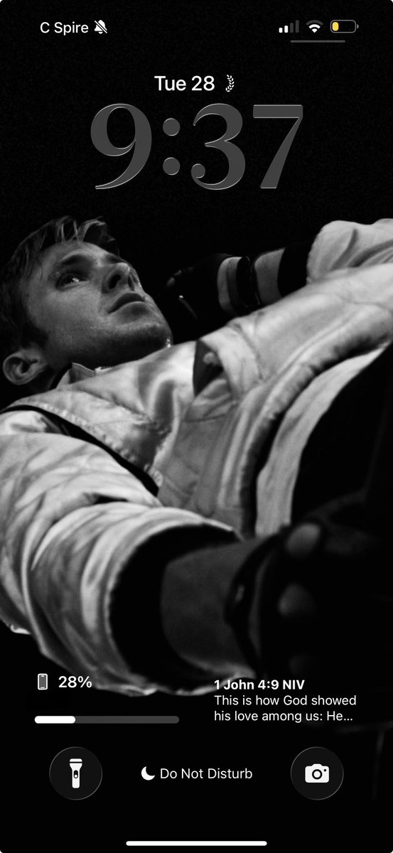 roe 🦂⟢ tweet media