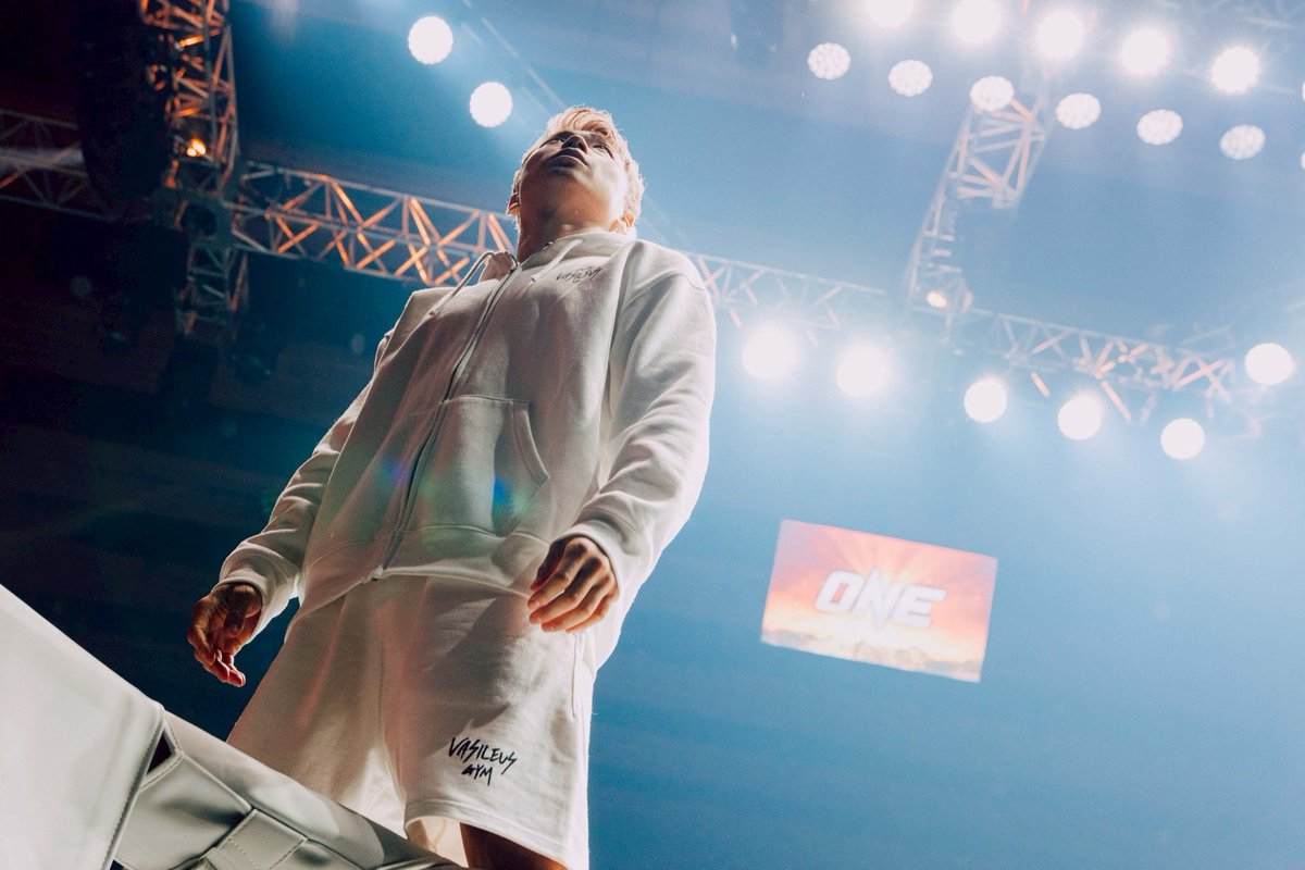 武尊 takeru tweet media