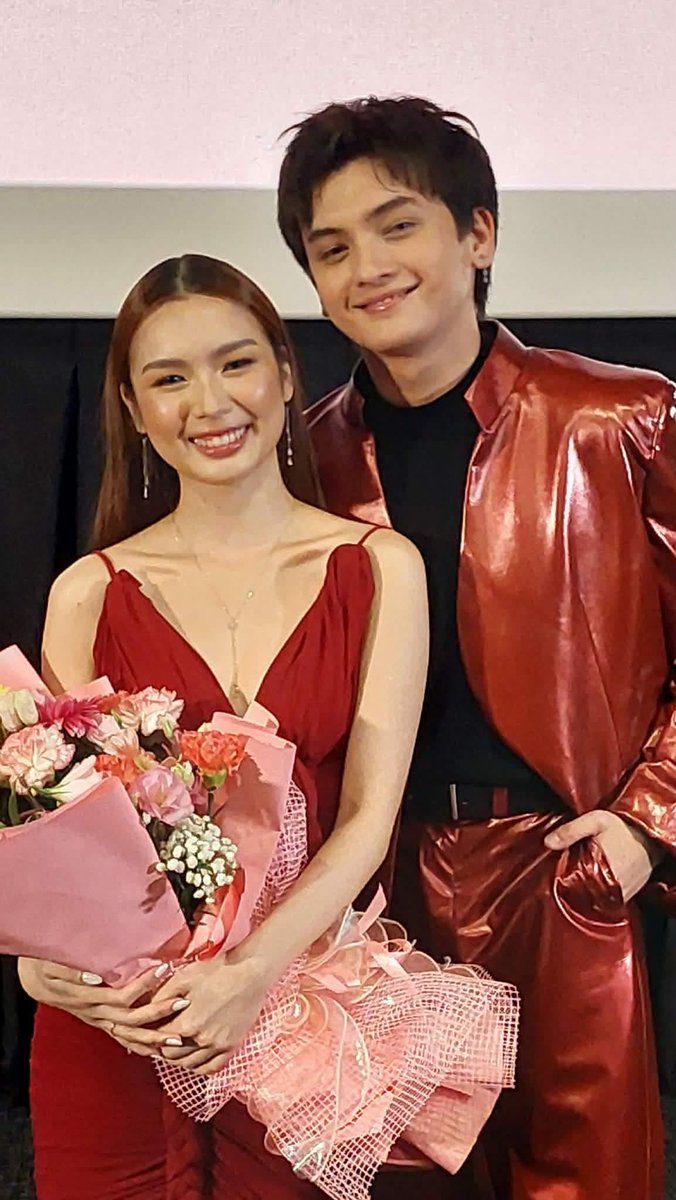 HMallorca_'s tweet photo. JAMES AND THE GIRL WHO MUST NOT BE NAMED 🤭

LOOK: Francine Diaz and Seth Fedelin lit up the premiere night of their upcoming film “She Who Must Not Be Named” in Pasay on Tuesday, April 28. 

📸: Contributed photos @inquirerdotnet https://t.co/jbgwp7mGeL