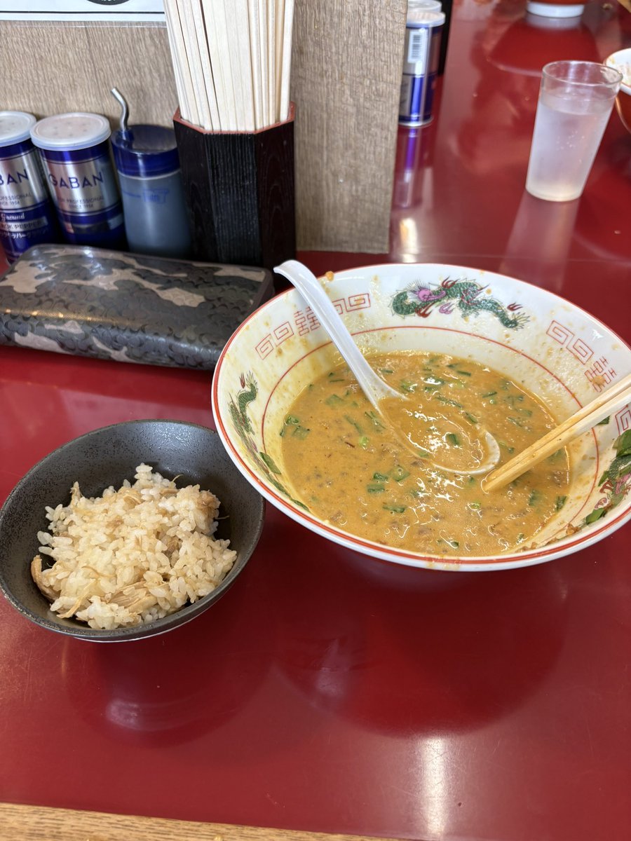 Junnes00's tweet photo. ジラフ美味すぎてしんだ https://t.co/c0WnTFzfv2