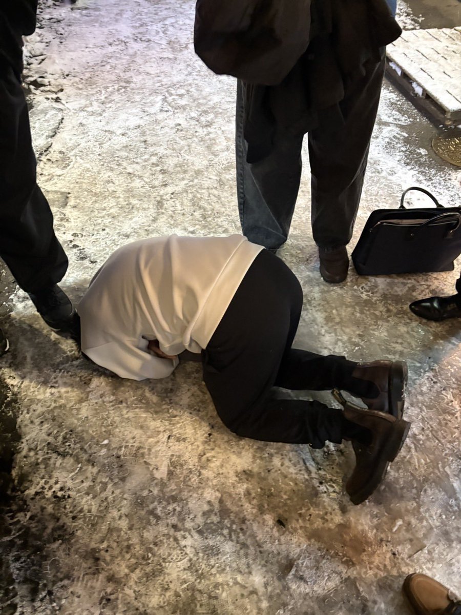 バー寿司 tweet media