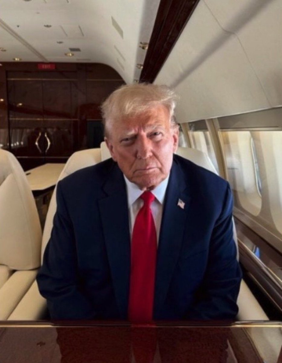 Ivanka Trump RV Q🇺🇲 tweet media