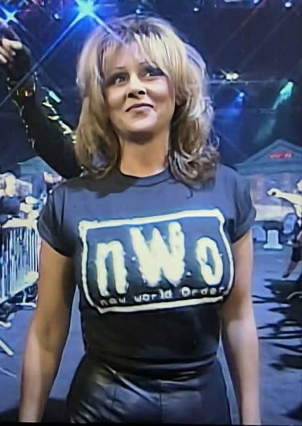 Wrestling from 80s/90s tweet media