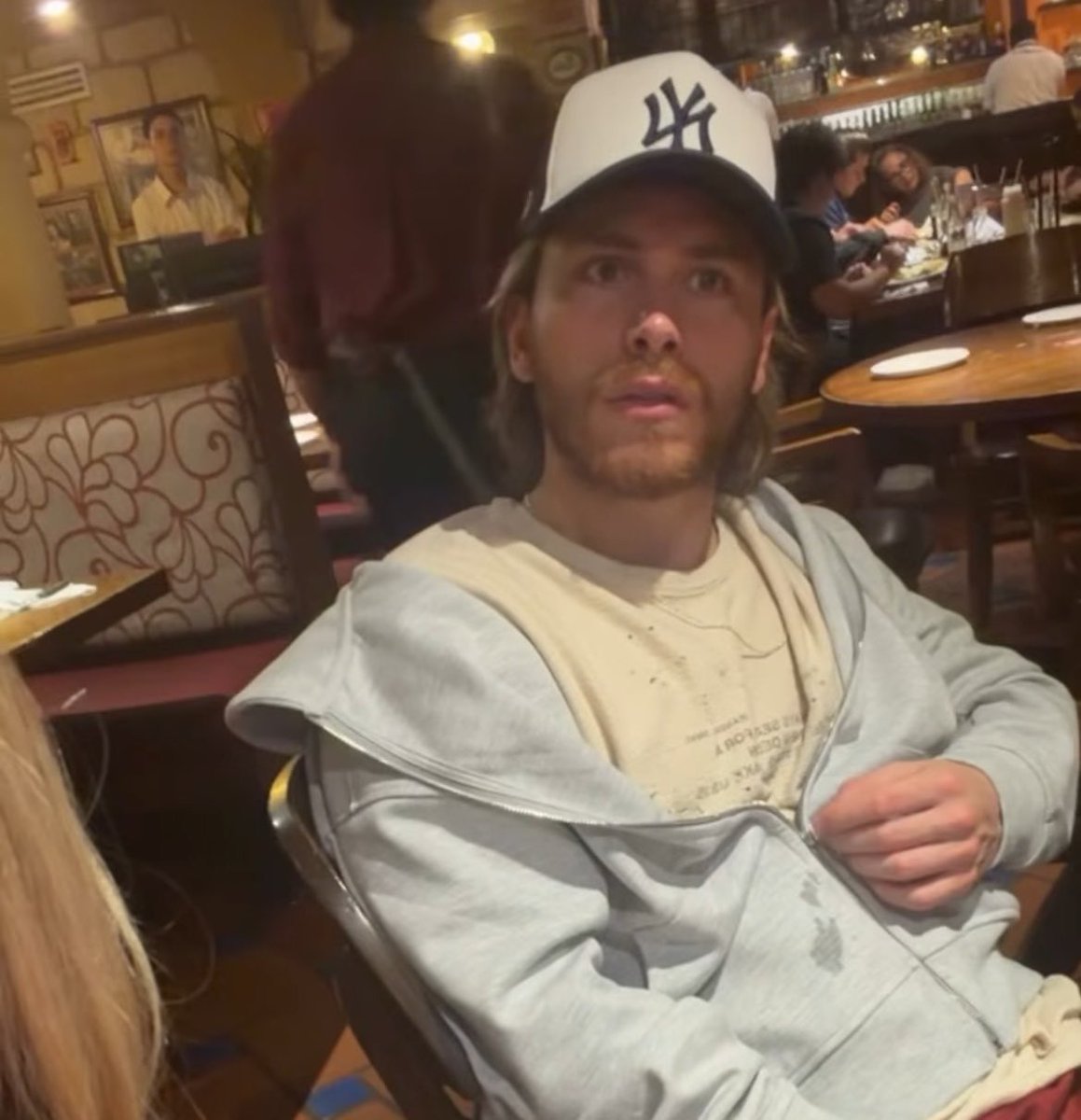 Enji de Mercurio 🧼 🐈‍⬛ tweet media