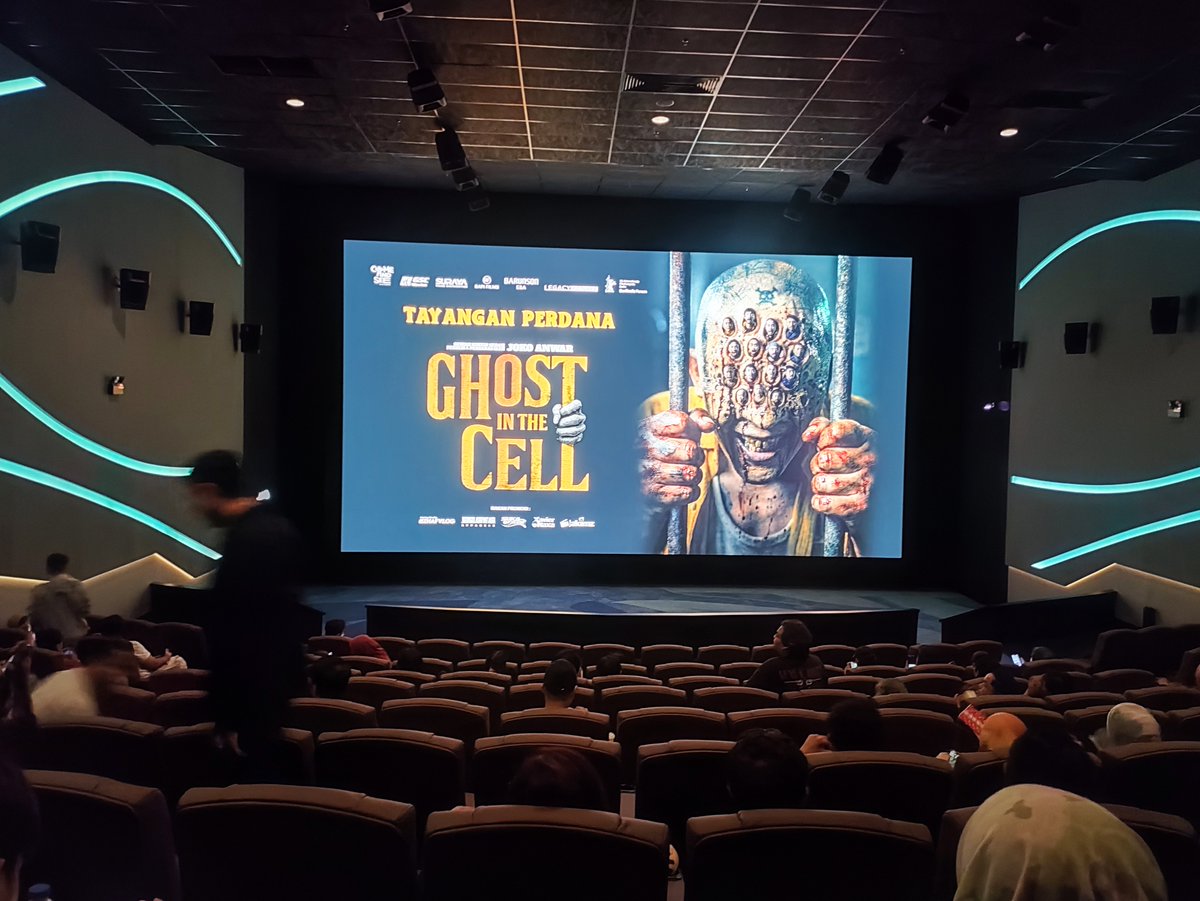 the_brothersali's tweet image. We got to see it early! And we think @jokoanwar might have delivered one of the best, most gruesome horror comedies of the 2020s! 

Catch #GhostInTheCell in cinemas from 30 April. And yes: the violence IS uncensored! Thanks for the tix, @GSC_Movies!

#sembangentertainment