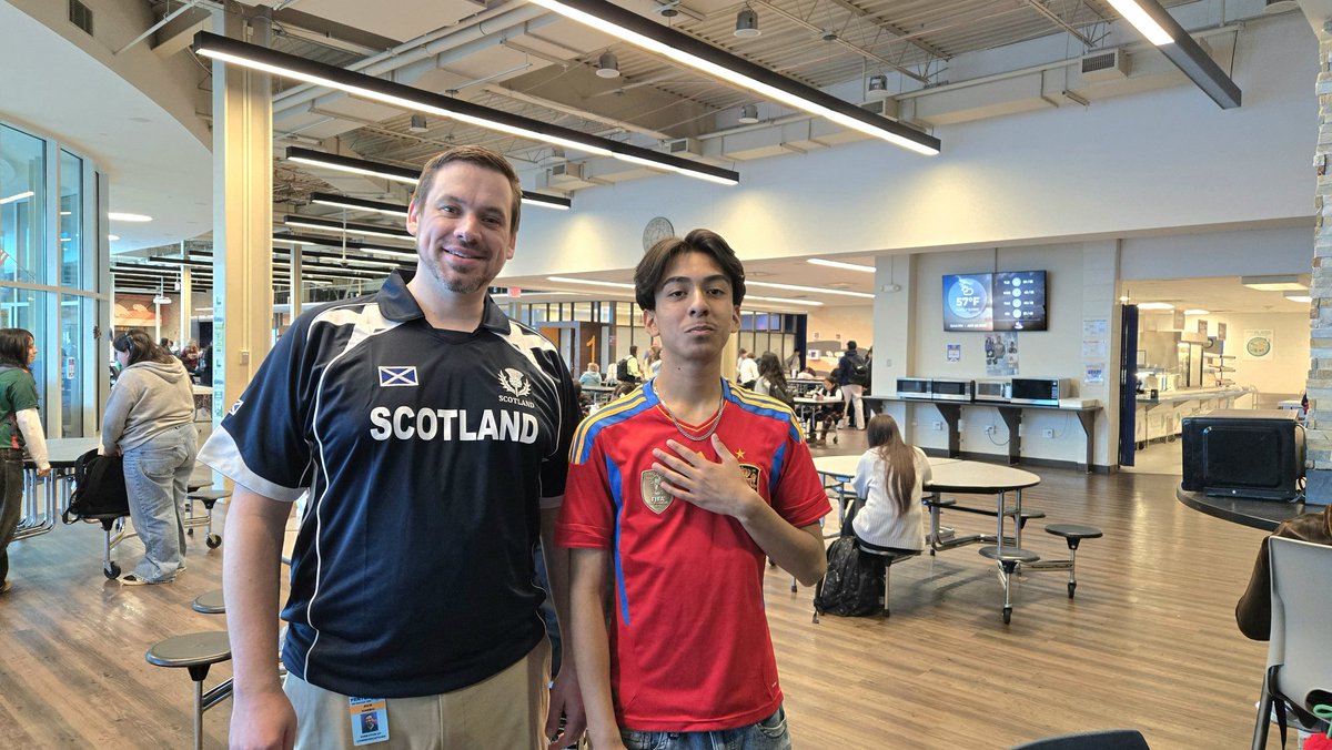 Fenton HS Dist. 100 tweet media