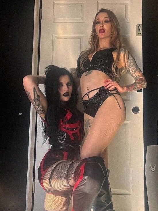 ravennavein_'s tweet photo. #TheThirst isnโt here to compete, weโre here to CONSUME ๐ฉธ๐ง๐ปโโ๏ธ๐ฆ๐ท
anytime, anywhere, anyONE. https://t.co/Djx1IO7CVz