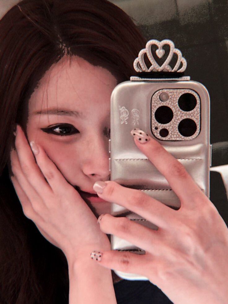 zαghettı . tweet media