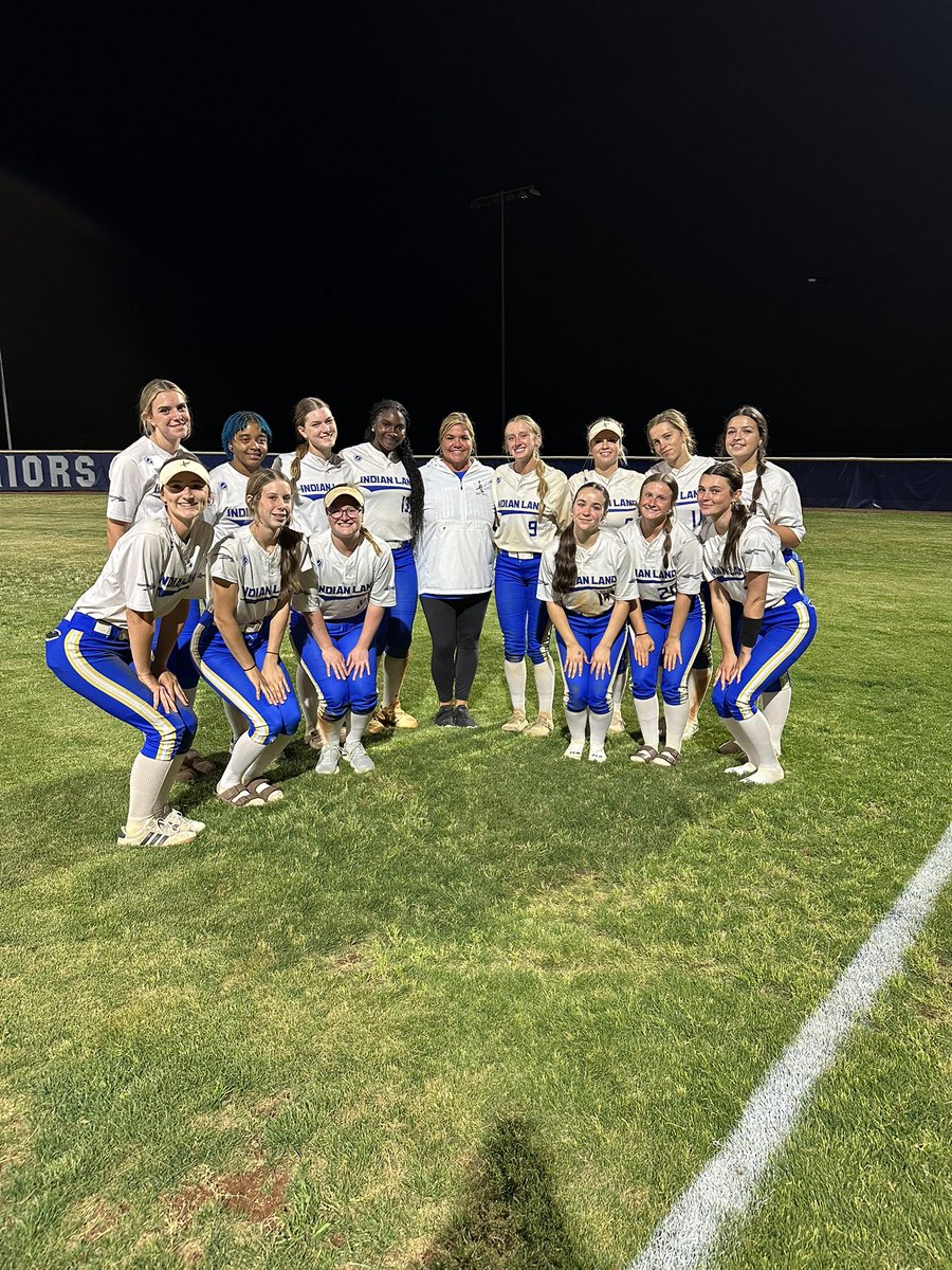 ILSoftball tweet media