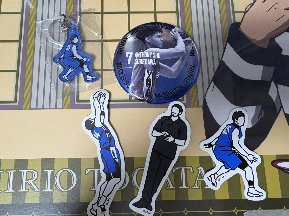 14_infinite_M's tweet photo. 交換、買取求めてます🍀
1枚目はスサノオナイトの缶バです。これは欲しい方にあげます！
もし交換して下さる方がおられれば11.21.22のどれかと可能です！
2枚目以降は交換（11.21.22）買取も可能です🙆‍♀️
FE戦2試合とファン感にいますので、お気軽にお声がけくださいm(_ _)m

 #島根スサノオマジック https://t.co/qTTn7srV7w