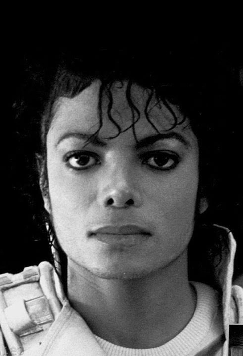 m̶ari. | biopic era tweet media