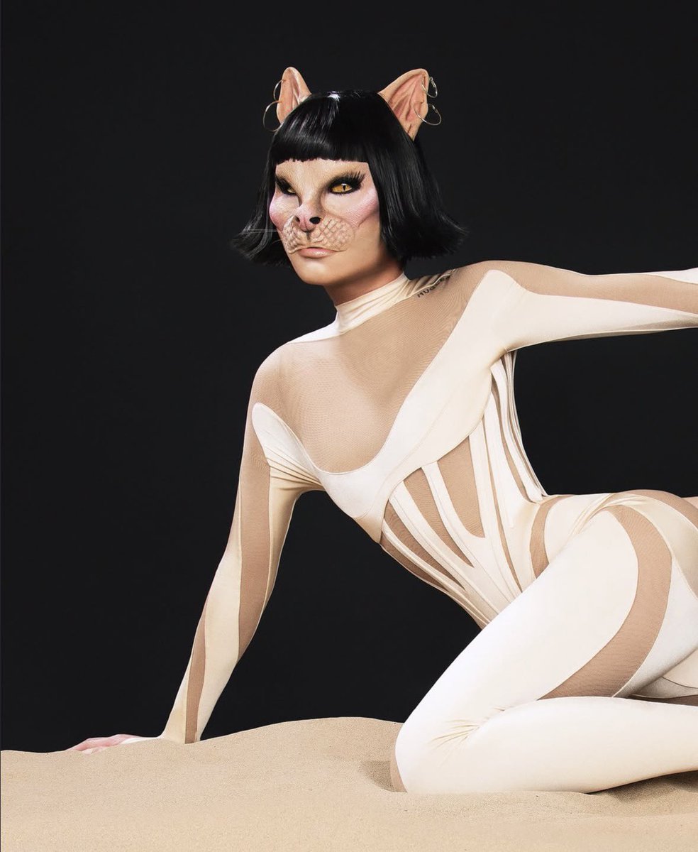 Drag Crave tweet media