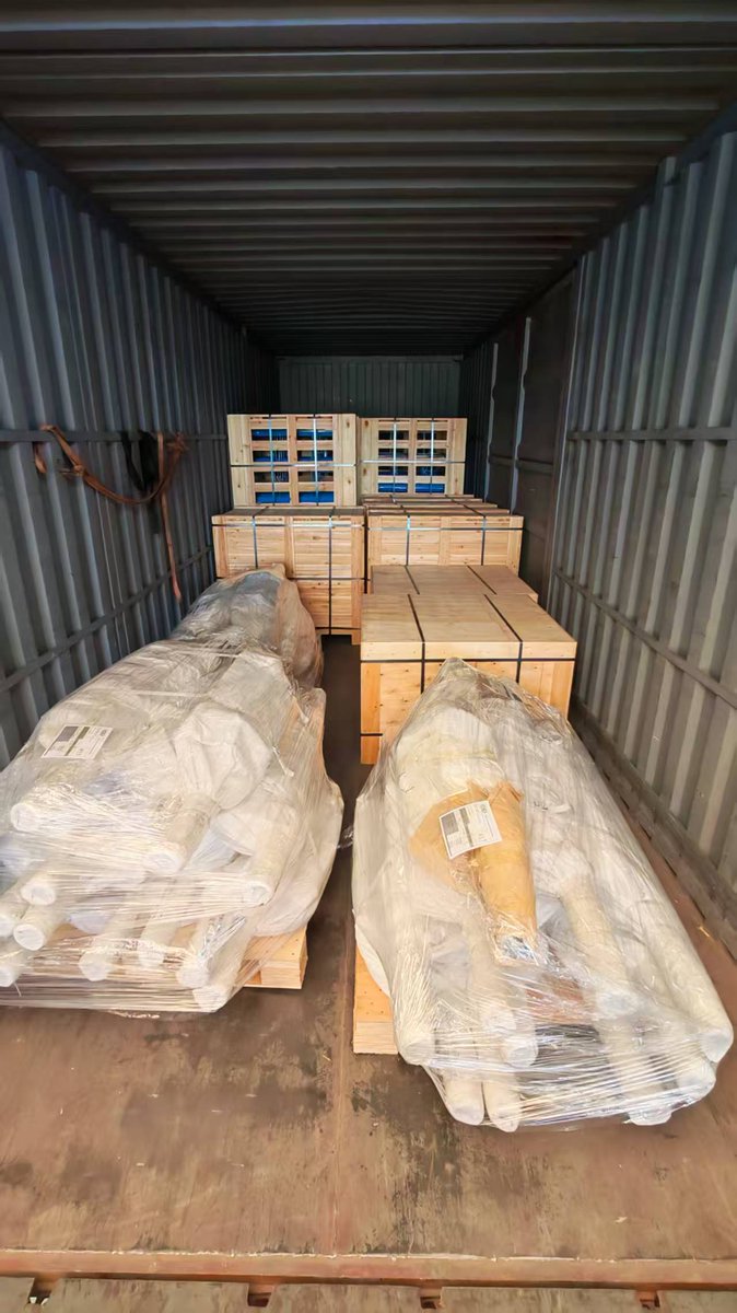 GlobalConveyor1's tweet image. 🚚 New GCS shipment ready
Packed, checked, loaded
Reliable delivery worldwide

📧 gcs@gcsconveyor.com
🌐 gcsconveyor.com

#gcs #shipment #logistics #conveyorroller