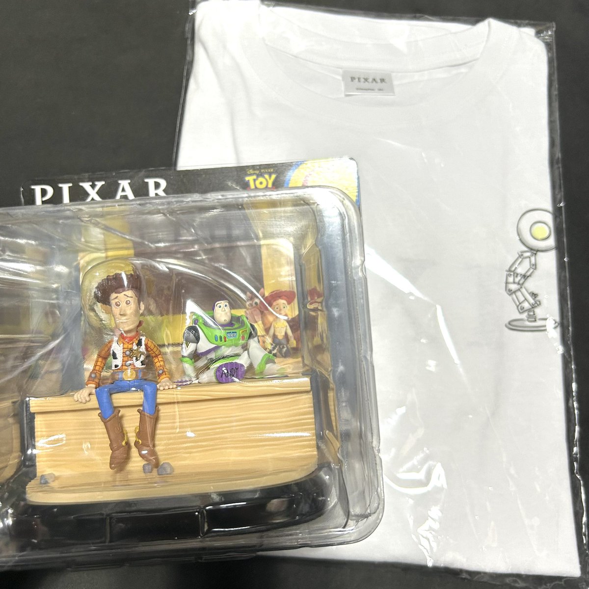 譲渡】 Pixar ピクサーくじ 2026 譲: B賞 Tシャツ C賞 トイストーリー