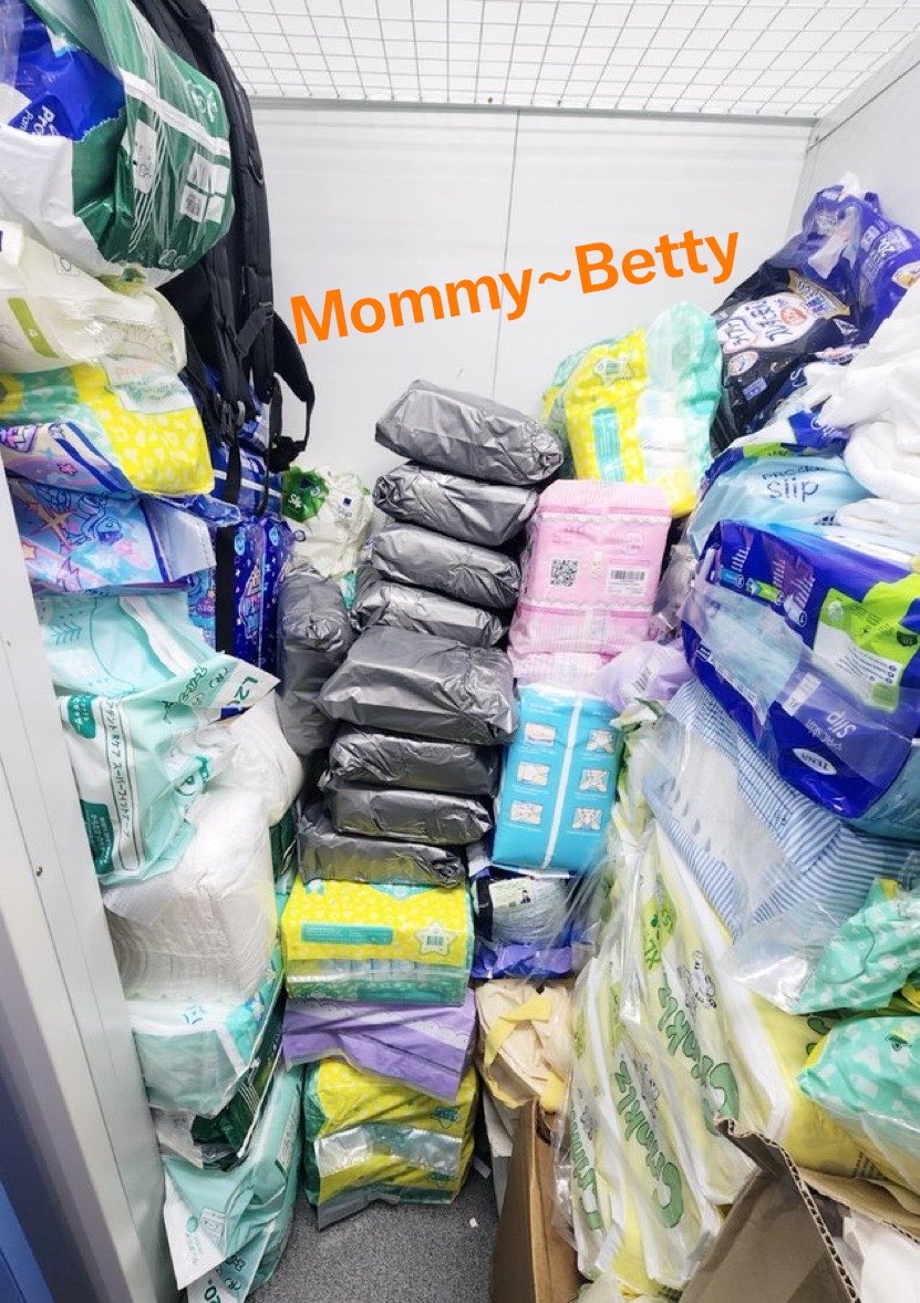 Mommy Betty tweet media