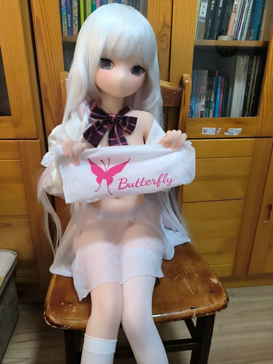 Max 蝴蝶人形 Butterfly Doll tweet media