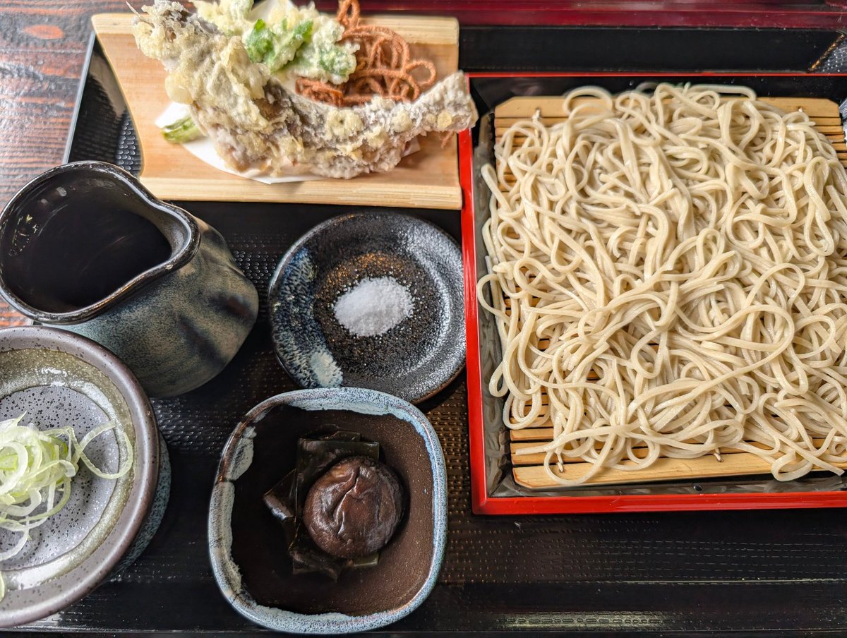 bimeitonn's tweet photo. やまめせいろ
1,750円 ★★★★★☆
蕎麦だんご
450円 ★★☆☆☆☆

#そば道場久慈川翁 #常陸大宮市 https://t.co/1HQ1772N7S