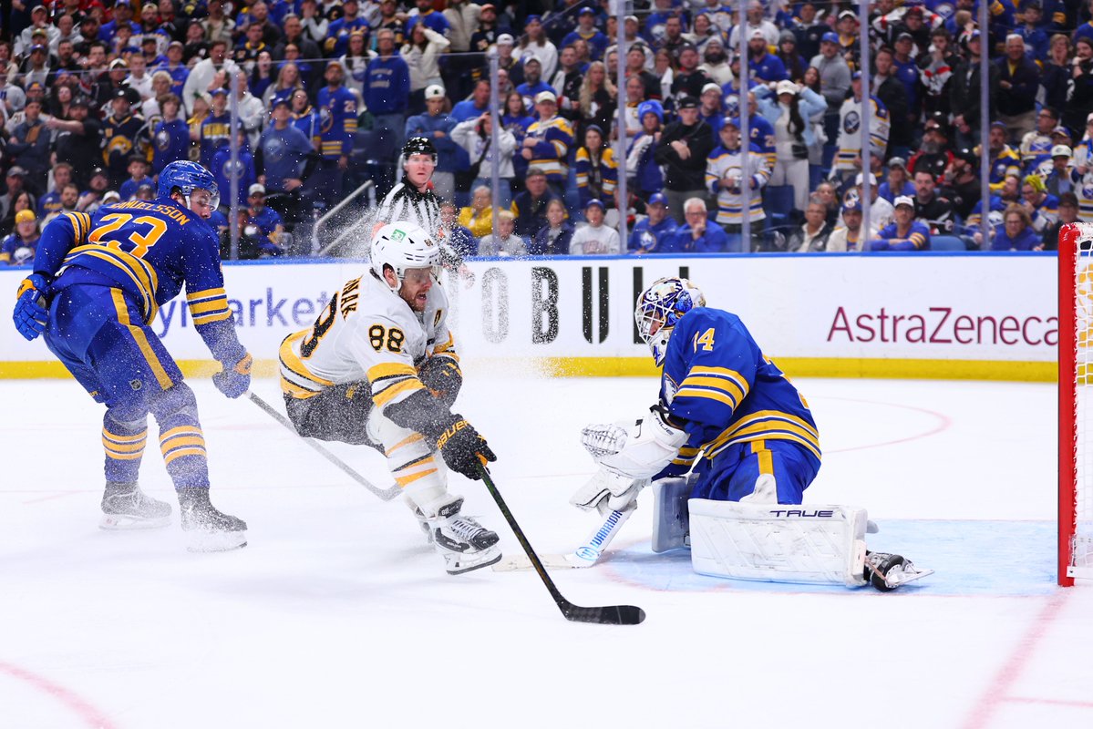 Boston Bruins tweet media