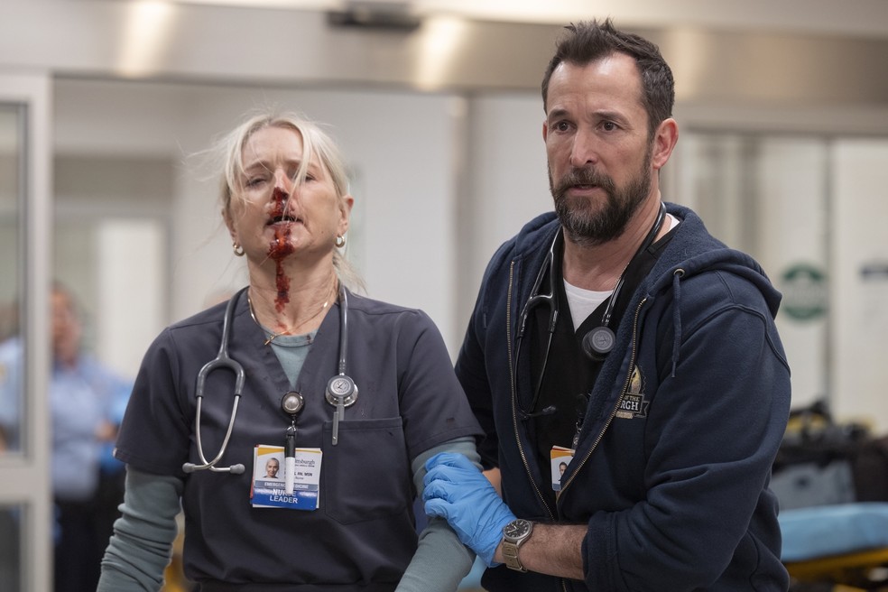 JackNilson's tweet photo. Fim de semana eu despretensiosamente coloquei no 1° episódio da série The Pitt na HBO 

Digamos que não consegui parar de assistir, terminei agora o penúltimo episódio da primeira e: É um novelão bom demais https://t.co/QUEQbZl4aj