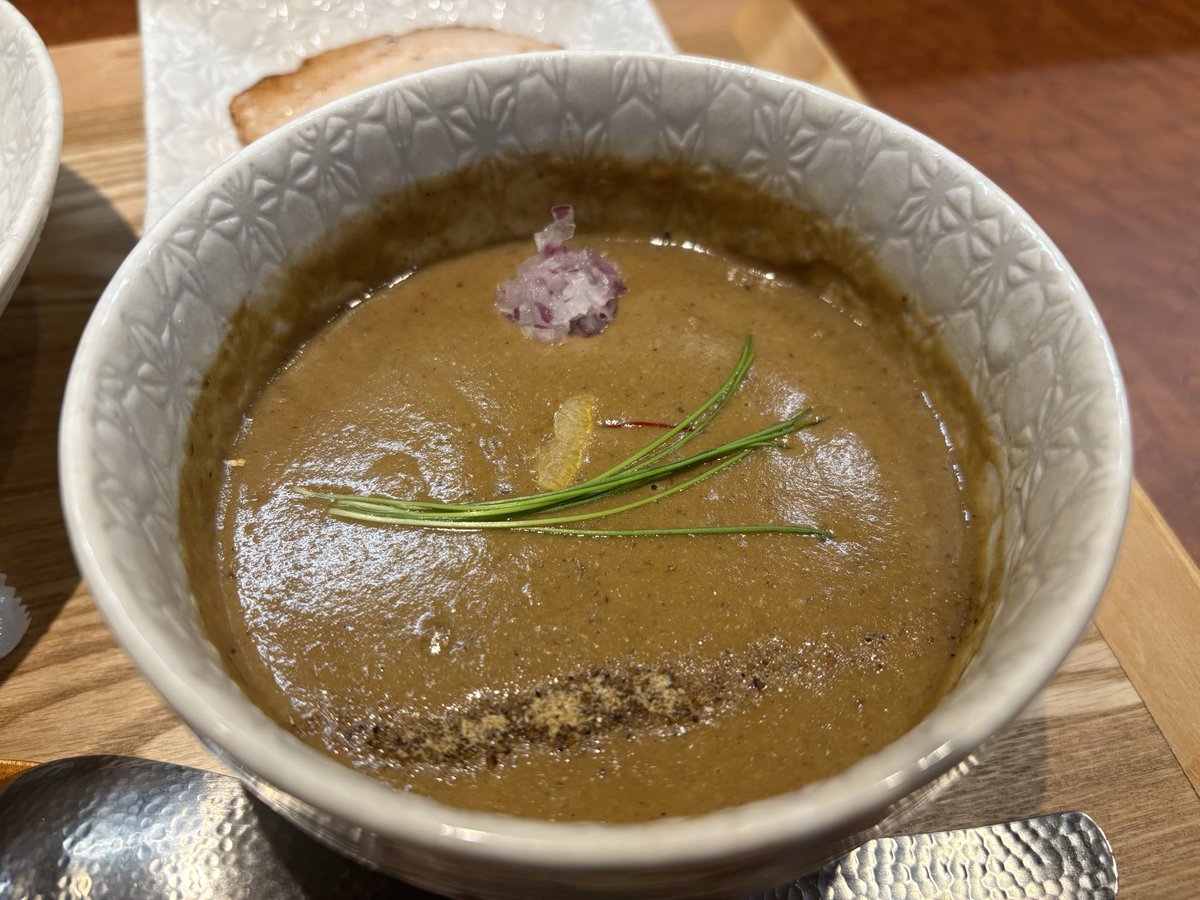 ぺいぺい tweet media