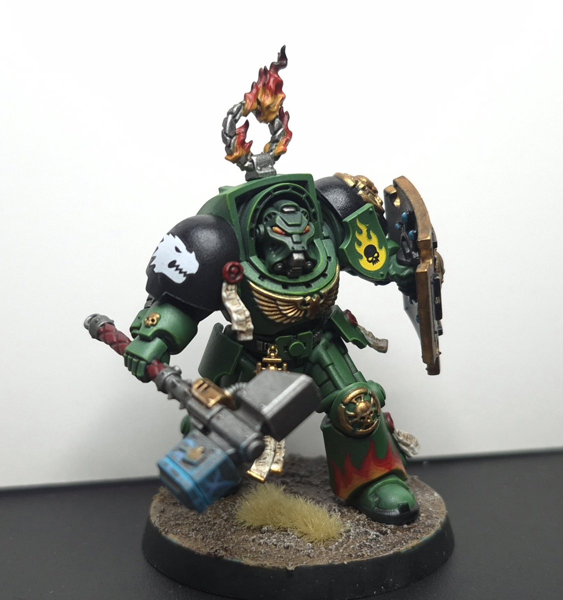 RavenA98626970's tweet image. Progress 24

Salamander assault terminator. No.4

#warhammer40k #spacemarine #WarhammerCommunity #warhammer40000